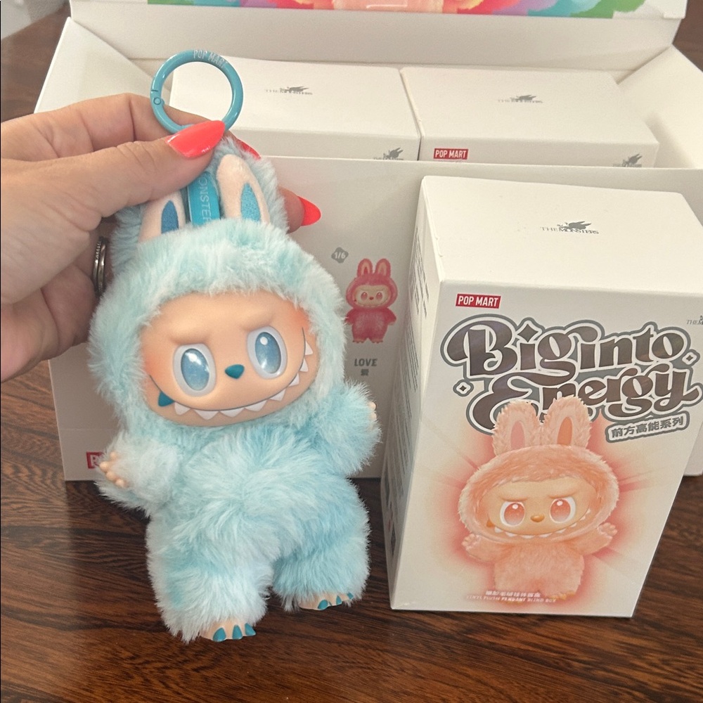 Big Into Energy Labubu - Hope (authentic, sealed box)